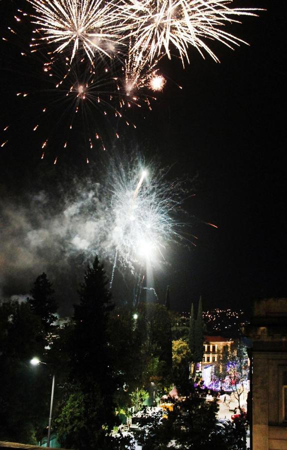 Hotel Twins Tbilisi Zewnętrze zdjęcie